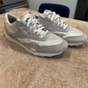 Reebok Classic Off-White Sneakers